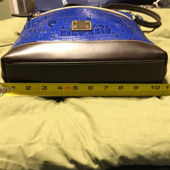 SOLD!!! Disneyland 💎 Celebration Dooney & Bourke - Picture 13 of 14